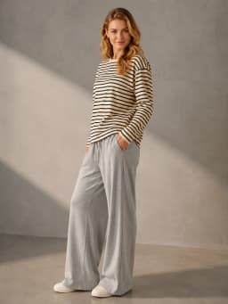 Loose Fit Striped Long Sleeve Shirts for Women Crew Neck Casual Basic Tee Soft Comfortable Oversized T‑Shirts Daily Lounge Streetwear Tops