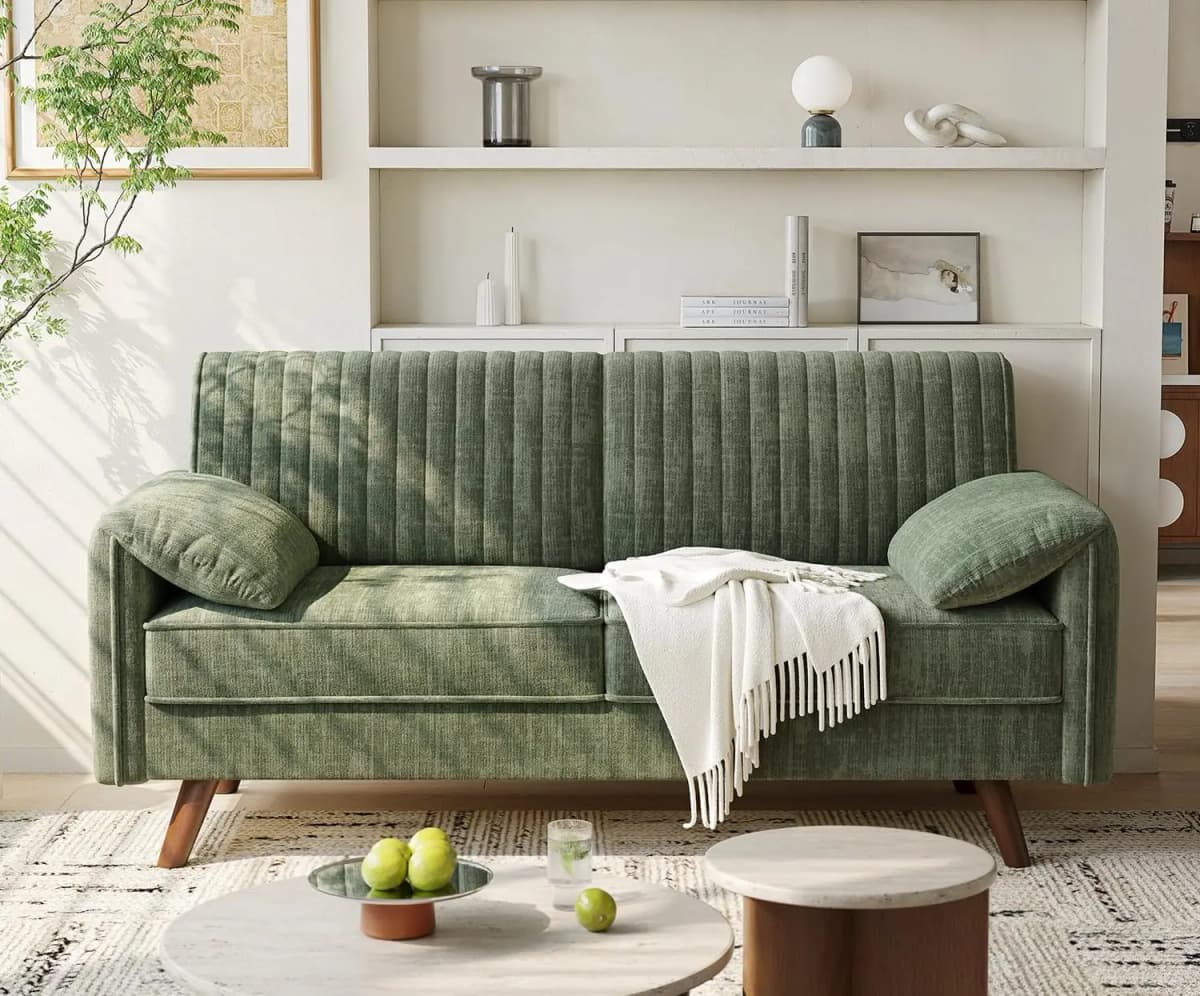 Modern Loveseat Sofa 64.5" for Small Space Living Room, Chenille Fabric 2-Seater Couch with High Legs(164cm), Comfy Small Apartment Sofa Green