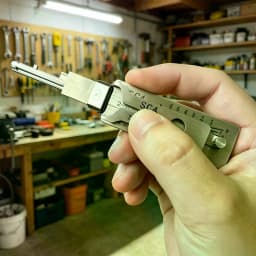 All-in-One Hand Tool for Outdoor Furniture Repairs(SC4)
