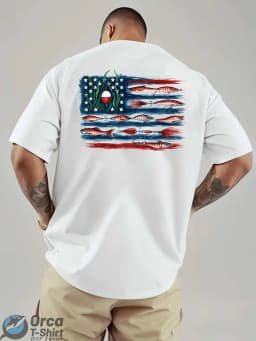 American Flag and Fish Print Short-Sleeve T-Shirt. The Design Combines The American Flag with Fishing Elements, Making It Suitable for Outdoor Fishing Enthusiasts in Summer. It'S A Great Father'S Day Gift or A Special Present for Fishing Lovers. Plu