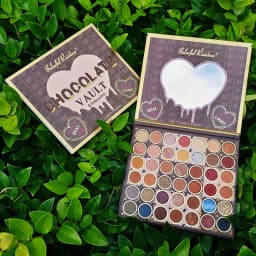 42 Shades Professional All-in-One Eyeshadow Palette, Contains Matte, Pearlescent and Chunky Glitter, High Pigment Long Lasting No Powder Fallout, Perfect Stage Makeup Palette, Great Festival Gift For Women