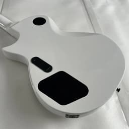 White glossy electric guitar with black stripes, solid wood, black hardware, shipped from a US warehouse, free shipping, dual pickups