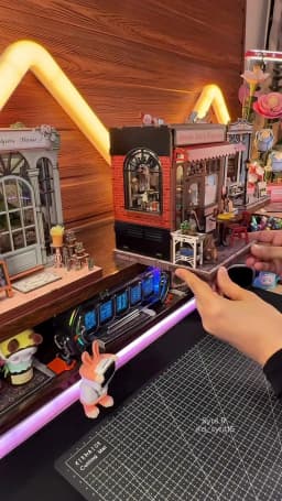 Original CUTEBEE Uncle Joe's Pizzeria Book Nook Kit DIY Miniature House Dollhouse Booknook Pizza Shop Tiny House Bookshelf Decor 3D Wooden Puzzle for Adults and Teens, DIY Craft Gifts