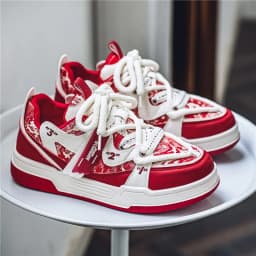 Fashionable and trendy women's shoes: white sneakers, low-top casual sports shoes
