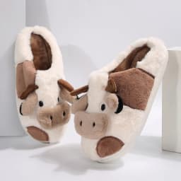 Women Kawaii Fuzzy Cute Cow Slippers for Women Winter Warm Cozy Animal Girl Slippers Walking Shoes Fur Lined Clogs