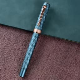 51-Piece Fountain Pen Set [1Pc Fountain Pen + 50Pcs Ink Cartridges], 0.5mm Nib, Hand-Polished Nib, High-Quality Craftsmanship, Stainless Steel Pen Body, Iridium Pen Clip, Electroplating Process, Engraved Pen Body Design, Suitable for Students, Holiday Gifts, Back-To-School Season, Birthday Gifts, Christmas, Father's Day, Mother's Day, Teacher's Day, Thanksgiving, Daily Writing, Signature, Calligraphy, Art, Fountain Pen