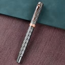 51-Piece Fountain Pen Set [1Pc Fountain Pen + 50Pcs Ink Cartridges], 0.5mm Nib, Hand-Polished Nib, High-Quality Craftsmanship, Stainless Steel Pen Body, Iridium Pen Clip, Electroplating Process, Engraved Pen Body Design, Suitable for Students, Holiday Gifts, Back-To-School Season, Birthday Gifts, Christmas, Father's Day, Mother's Day, Teacher's Day, Thanksgiving, Daily Writing, Signature, Calligraphy, Art, Fountain Pen