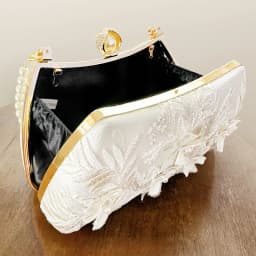 Fashion Pearl Chain Handbags Female White Embroidered Lace Flower Clutch Purse Crossbody Shoulder Party Wedding Prom Evening Bag
