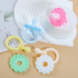 BPA Free Silicone Baby Teether Flower Shape Pacifier Teething Ring Newborn Soothing Chew Toy Infant Grip Molar Sensory Toy