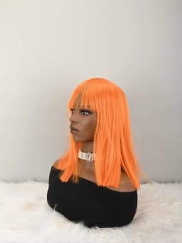 Orange Bob Wig with Bangs, Short Orange Wig for Women Straight Bob Wigs Heat Resistant Synthetic wig Mia Wallace Cleopatra Cospaly Daily Party Use