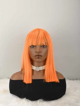 Orange Bob Wig with Bangs, Short Orange Wig for Women Straight Bob Wigs Heat Resistant Synthetic wig Mia Wallace Cleopatra Cospaly Daily Party Use