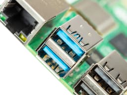 Official Original Raspberry Pi 5 Kit Cortex-A76 Linux 2GB 4GB 8GB Arm Board Python Programlama PCIe Gigabit Ethernet USB3.0