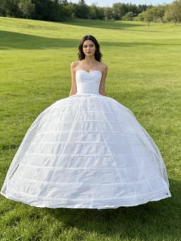 2026 New Hot 10 Hoops One Layer Of Mesh Big White Petticoat Super Fluffy Crinoline Slip Underskirt For Wedding Dress Bridal Gown In Stock