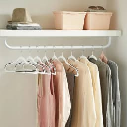 20/50/100 Pack Combo Heavy Duty Non-Slip No-Mark Plastic Clothes Hangers, Anti-Crack Anti-Bend Clothing Racks, Multi-Functional Indoor Storage & Laundry Drying Organizer for Large Family