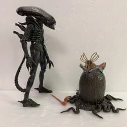 NECA Alien Big Chap Alien Figure Big Chap Alien Predator 40th Anniversary Egg Facehugger Figurine Model Toy Doll Gifts