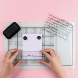 40x26cm All-in-one Magnetic Glass Craft Mat for Cutting Stamping Mixed Media Cutting Mat Heat Embossing and Hot Glue Projects