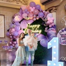 147pcs Balloon Garland Arch Set in Pink And Purple, Featuring Various Sizes of Balloons (18, 12, 10, And 5 Inches) in Pink, Purple, Red, And Metallic Confetti for Celebrations Like Birthdays And Brida