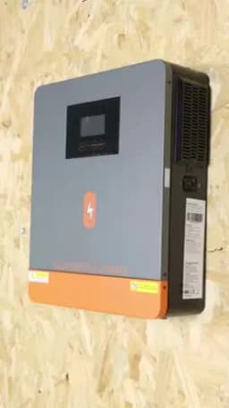 PowMr USA 4.5KVA 4200W/4.2KW 24V Hybrid Solar Inverters 220Vac Output Max 6200W 500Vdc PV Input With MPPT 120A Charge Regulator Support Wifi for Lifepo4 Power Bank Home RV Cabin Solar Energy Storage System
