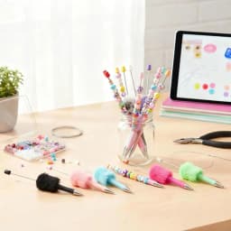20pcs Fluffy Beadable Pens, Cute Beaded Pen with Plush Ball DIY Beads Shaft 40 Refills Black Ink Ballpoint Pen with Focal Beads for Pens Office School Gifts (Multicolor)