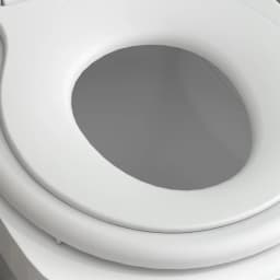 White Round Toilet Seat with Built-in Magnetic Potty Training Seat, Soft Quiet Close Non-Slip Cover for Round Oval Toilets, Easy Install Clean for Adult Kids