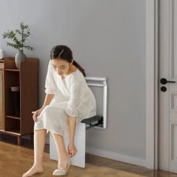 Foldable Wall-Mounted Shower Seat for Elderly Disabled Pregnant Women, 150kg/330.7lbs Load Capacity, Anti-Slip Padded Handrail, Space-Saving Bathroom Bench with Slow-Close Mechanism, Silver Aluminum