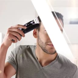 Surker LCD Ceramic Blade Hair Trimmer Low-Noise Electric Clipper Fast-Charging Shaver with Base - Precision Grooming Tool