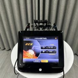 448kHz Multipolar RF Skin Tightening Body Slimming Machine Physio Therapy Machine Body Massager Rehabilitation Equipment