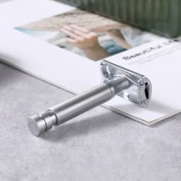 Yaqi Monarch Matte Chrome Color Safety Razor