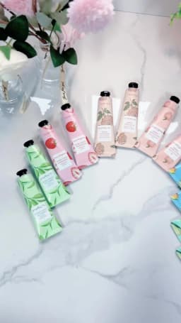 24PCS Hand Cream, Hydrating & Moisturizing, Nourishes and Cares for Hands, Prevents Dryness and Cracking in Autumn and Winter