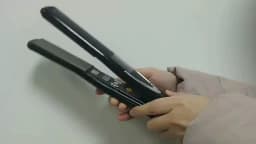 Titanium Flat Iron Vibrate Massage Keratin 470℉ Straightening Irons Hair Straightener Curler Fast Vibrating Salon Styling Tools