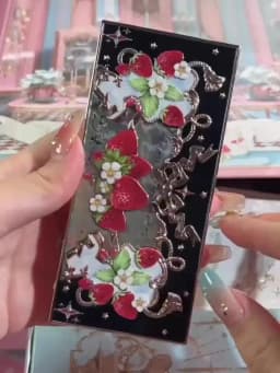 Flower Knows Strawberry Rococo Eyeshadow Pressed Glitter 5 Color Eye Shadow Creamy Texture Natural Bronze Cosmetic Eye Shadows