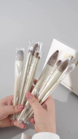 BEILI 15 Pcs Beige Premium Synthetic Makeup Brush Sets Foundation Concealer Eyeshadow Eyeliner Blush Blending Highlight Brush