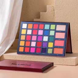 BEAUTY GLAZED 68 Colors Eye Shadow Palette Mix & Match Waterproof Shimmer Highlighter Blush Contour Eyeshadow Makeup Palette