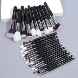30PCs Professional Makeup Brushes Set Cosmetic Beauty Tools Foundation Eyeshadow Concealer Blend Brushes Fluffy Bristle Powder