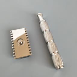 Dscosmetic X2 316L Stainless Steel Double Edge Safety Razor Cpen Comb for Man Wet Shaving
