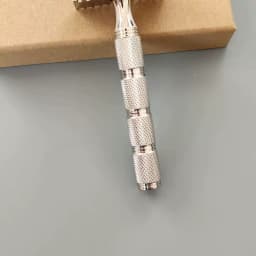 Dscosmetic X2 316L Stainless Steel Double Edge Safety Razor Cpen Comb for Man Wet Shaving