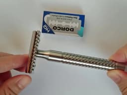iRAZOR 316 Stainless Steel Safety Razor Handle DE Double Edge Shaving Razor with CNC Polished Anti-Slip Grip for Men's Beard