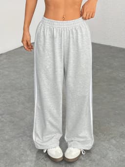 Women's Casual Wide Leg Pants Striped Loose Fit Trousers Comfortable Fashionable Ladies' Long Trousers