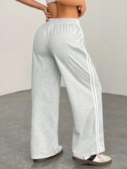 Women's Casual Wide Leg Pants Striped Loose Fit Trousers Comfortable Fashionable Ladies' Long Trousers