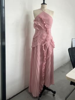 Chic pleated halter neck long vacation dress high quality purple strapless Lotus Edge Maxi Dress 2026 New Lady Vacation Gowns
