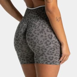 Summer Women's Seamless Leopard Print Sports Shorts White Border Contrasting High Waist Leggings Gym Yoga Exercise Sports Shorts