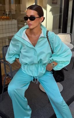 Fashion Shiny Fabric Jacket High Stand Collar Oversized Puff Sleeve Drawstring Cropped Hem 2026 Autumn Daily Lady Sweet Jackets