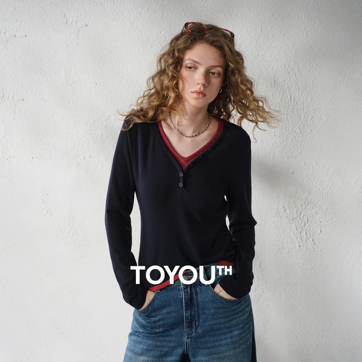 TOYOUTH Women's V Neck Fake Two Piece Long Sleeve T Shirt 2026 Autumn New Cashmere-like Slim Fit Cropped
