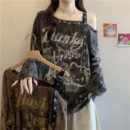 Loose and Slimming Oversized Women's T-shirt with Ragged and Faded V-neck and Off-shoulder Long Sleeves for Spring and Autumn