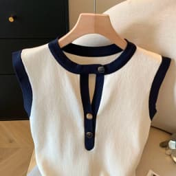 Women's Sleeveless T-shirt Elegant Button Round Neck Colorblock Knit Sleeveless Tshirts Cami Summer Elasticity Commuting Tops
