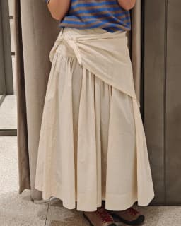 Women's Skirt 2026 New Fashion Spring Summer Beige Fluffy Scarf Midi Skirt for Women Casual Chic Personality Female Skirt
