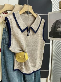 Women's Knitted Vest with a Polo Collar Design, Contrast Piping Decoration, Soft, Versatile, and Easy to Wear