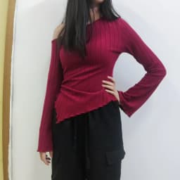 Women's Off-Shoulder Cross Long-Sleeved Slim Fit T-Shirt Asymmetrical Street Style Casual Elegant Top with Trumpet Sleeves