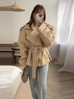 Women Oversized Short Trench Coat Belted Lapel Epaulet Cropped Mid Waist Casual Windbreaker Elegant Commute Autumn Outerwear