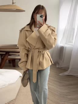 Women Oversized Short Trench Coat Belted Lapel Epaulet Cropped Mid Waist Casual Windbreaker Elegant Commute Autumn Outerwear